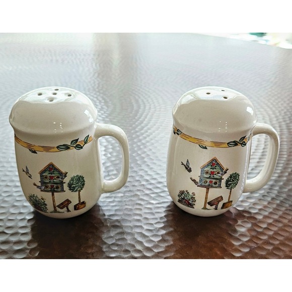 Thomson Pottery Other - Thomson Pottery Birdhouse Salt & Pepper Shaker Set Cottagecore Kitchen Stoppers